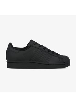 Srebrne buty męskie adidas, zima 2020 w Domodi Srebrne buty męskie adidas, zima 2020 w Domodi
