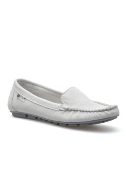 Mokasyny Nessi 17130 Białe AN zamsz ze sklepu Arturo-obuwie w kategorii Mokasyny damskie - zdjęcie 82923296