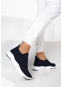Granatowe buty sportowe damskie born2be.pl, lato 2020 w Domodi Buty sportowe damskie born2be.pl, lato 2020 w Domodi