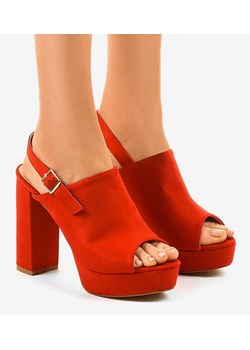 Czerwone sandały na obcasie z cholewką 9R05 ze sklepu gemre w kategorii Sandały damskie - zdjęcie 86088095