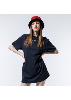 NIKE ESSENTIAL T SHIRT DRESS ze sklepu Sizeer w kategorii Sukienki - zdjęcie 88253818