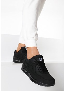 Buty sportowe damskie born2be.pl, lato 2020 w Domodi Buty sportowe damskie born2be.pl, lato 2020 w Domodi