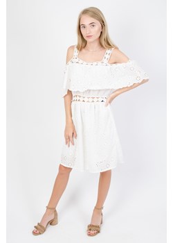 Sukienka Olika biała z odkrytymi ramionami mini 
