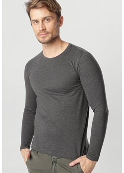 Ciemnoszara Bluzka Godalming ze sklepu Born2be Odzież w kategorii T-shirty męskie - zdjęcie 94999829