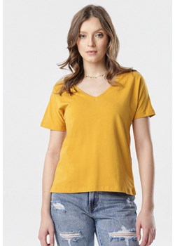 Żółty T-shirt Wrafdiff ze sklepu Born2be Odzież w kategorii Bluzki damskie - zdjęcie 95002876