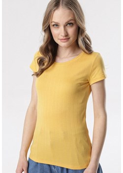 Żółty T-shirt Chenelin ze sklepu Born2be Odzież w kategorii Bluzki damskie - zdjęcie 95003959