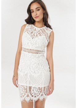 Biała Sukienka Phiaphonos ze sklepu Born2be Odzież w kategorii Sukienki - zdjęcie 95010888