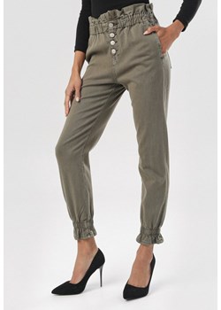 Zielone Spodnie Kallinope ze sklepu Born2be Odzież w kategorii Spodnie damskie - zdjęcie 95035419