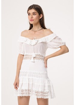 Biała Sukienka European ze sklepu Born2be Odzież w kategorii Sukienki - zdjęcie 95805435