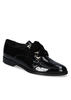 Półbuty Karino 3283/090-S Czarne lakier ze sklepu Arturo-obuwie w kategorii Półbuty damskie - zdjęcie 97110528