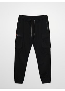 Cropp - Joggery cargo - czarny ze sklepu Cropp w kategorii Spodnie męskie - zdjęcie 98147739