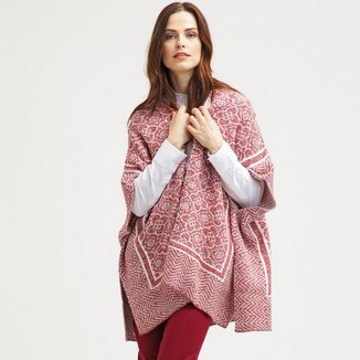 Ponczo: spódnica czy spodnie?