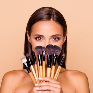 Banalnie prosty makijaż oka dla początkujących – sprawdź te instrukcje krok po kroku [PORADNIK] - zdjęcie produktu