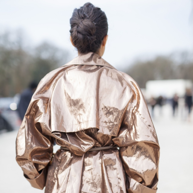 Błyszczące ubrania i dodatki