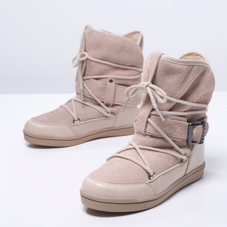 Buty idealne na zimę: śniegowce