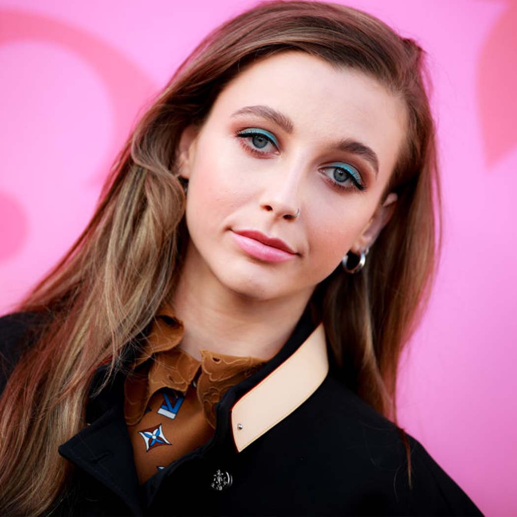 Emma Chamberlain - dziewczyna, którą śledzi 12 milionów followersów [TOP 7 trendów z jej Instagrama]