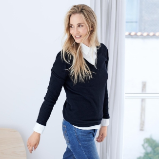 Jak nosić sweter do pracy?