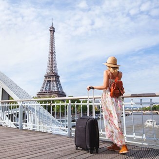 Jak spakować wakacyjną walizkę, żeby być gotową na każdą okazję? - zdjęcie produktu