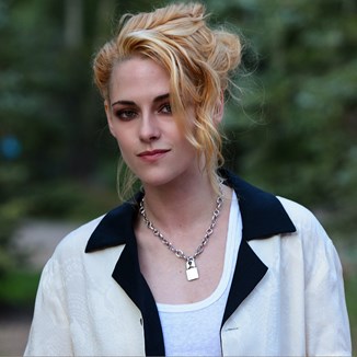 Jak stworzyć stylizacje a la Kristen Stewart? 5 pomysłów na punkowy look w kobiecej odsłonie - zdjęcie produktu