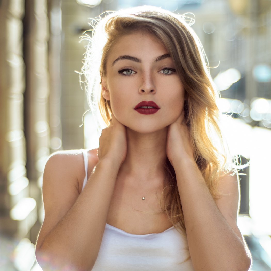 Jak zachować trwałość szminki?