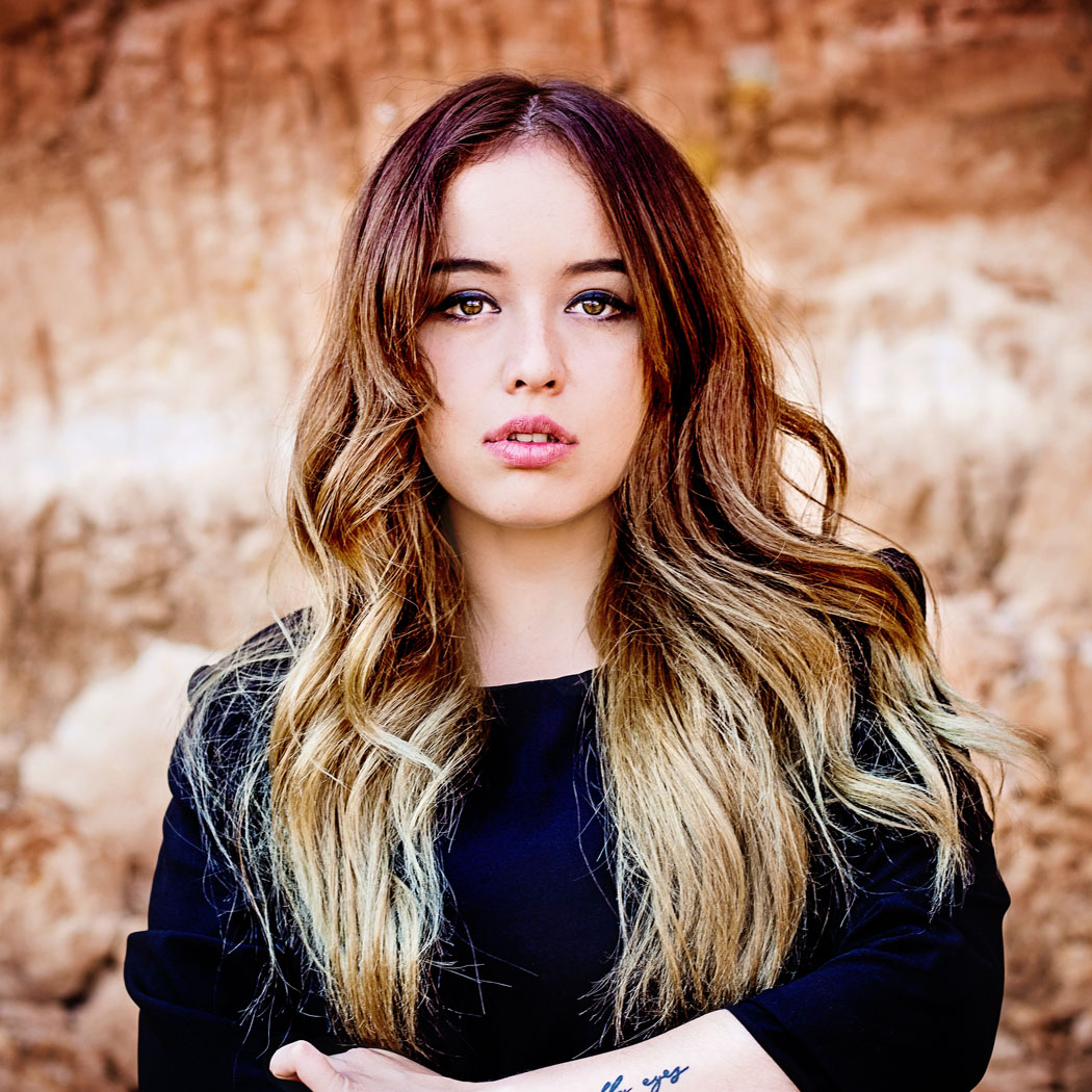 Karnawałowe stylizacje: sukienka czy kombinezon?