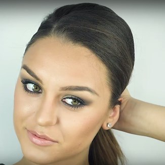 Makijaż w stylu: Mila Kunis - video