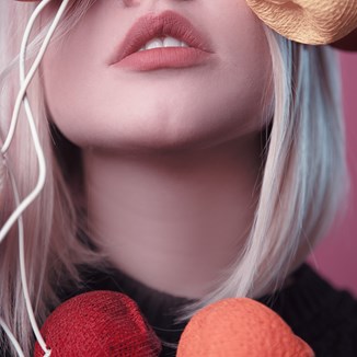 Matowe usta - trendy makijażowe - zdjęcie produktu