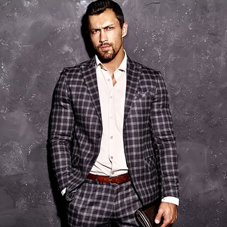 Męski garnitur w kratę – stylizacje eleganckie i smart casual, które wykorzystasz na różne okazje - zdjęcie produktu