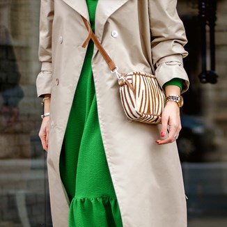 Modne dodatki do zielonej sukienki – jakie wybrać? Odkryj sprawdzone połączenia na każdą okazję! - zdjęcie produktu