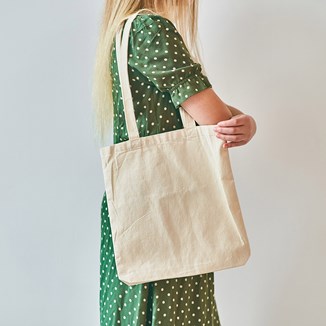 Modne torby shopper materiałowe - jakie modele są teraz na topie? Sprawdź! - zdjęcie produktu