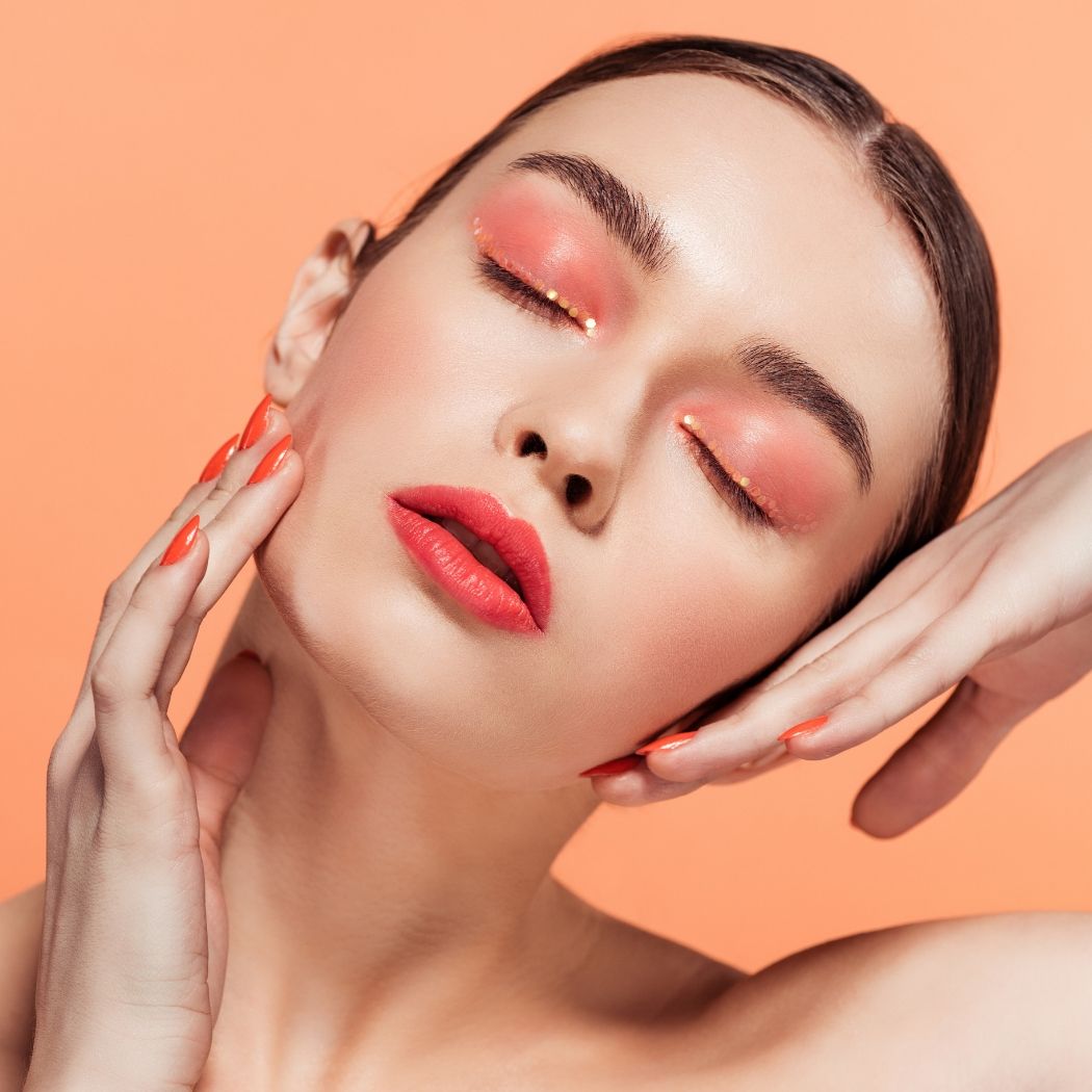 Najgorętsze trendy w makijażu na lato 2019