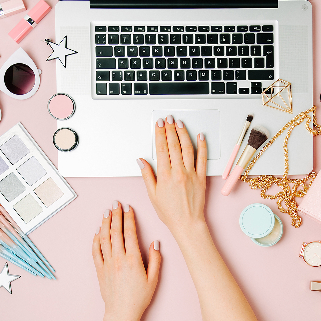 Najlepsze zagraniczne blogi o modzie damskiej. TOP 10 adresów, które warto znać [RANKING 2020]