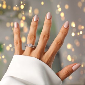 Najmodniejsze paznokcie na 2024 rok. Przegląd trendów w manicure na nadchodzący sezon