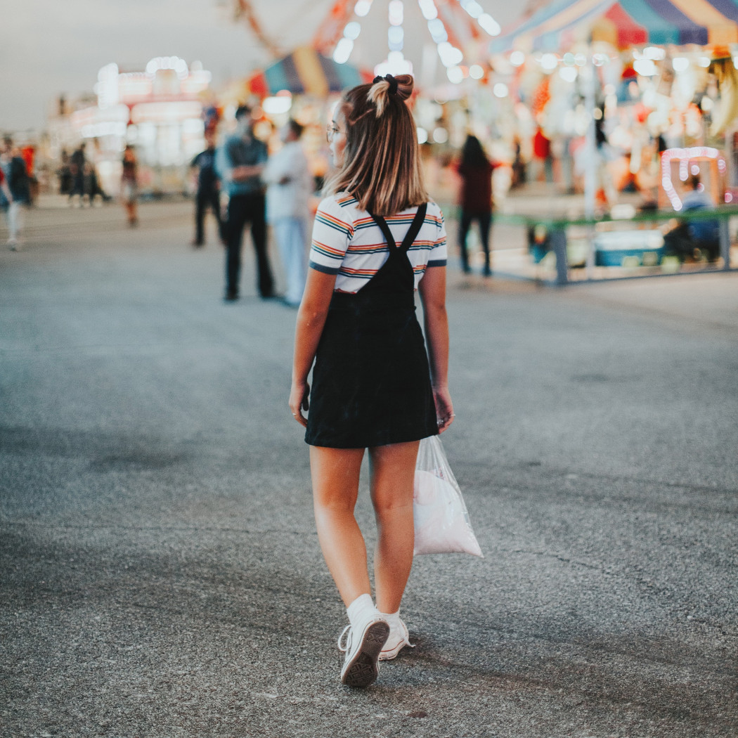 Najmodniejsze sukienki dla nastolatek