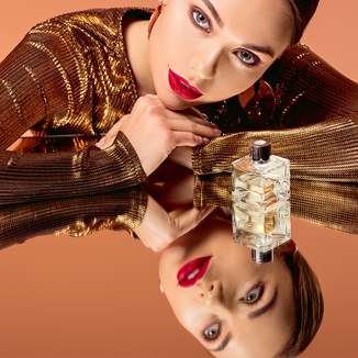 Najpiękniejsze perfumy damskie [RANKING]. Poznaj najczęściej kupowane i trwałe zapachy dla kobiet - zdjęcie produktu