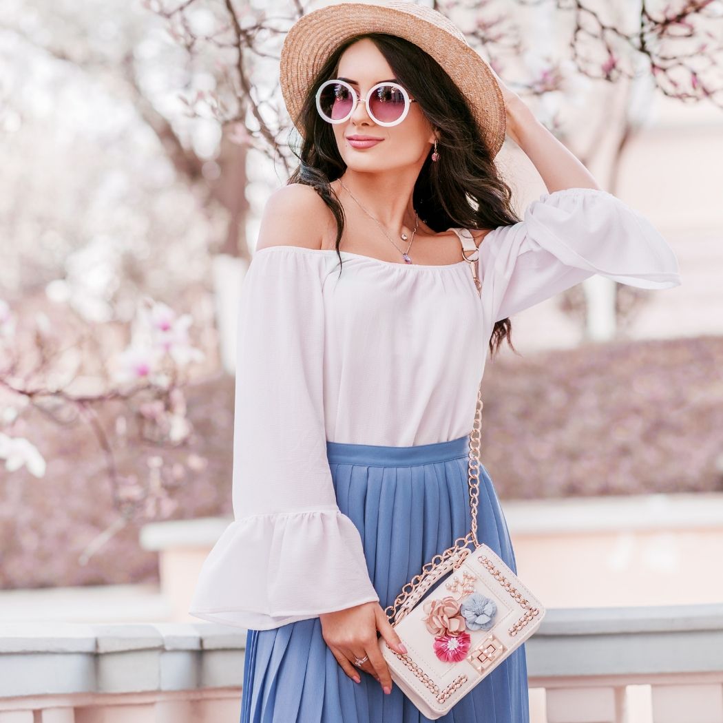 Plisowana spódnica – do czego nosić? Podpowiadamy!