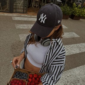 Prostokątne okulary kupisz za grosze. To ulubiony model Lewandowskiej