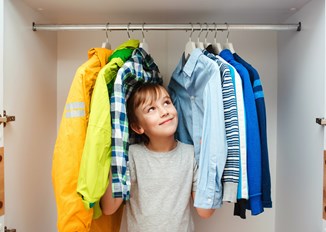 Rozmiary dziecięce – jak dopasować ubrania do wieku malucha? Przewodnik po rozmiarówce dziecięcej