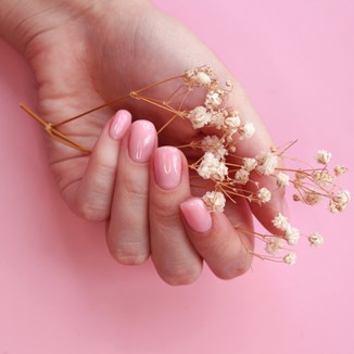 Różowe paznokcie 2022 – najlepsze pomysły na modny manicure w różu. Zainspiruj się!
 - zdjęcie produktu