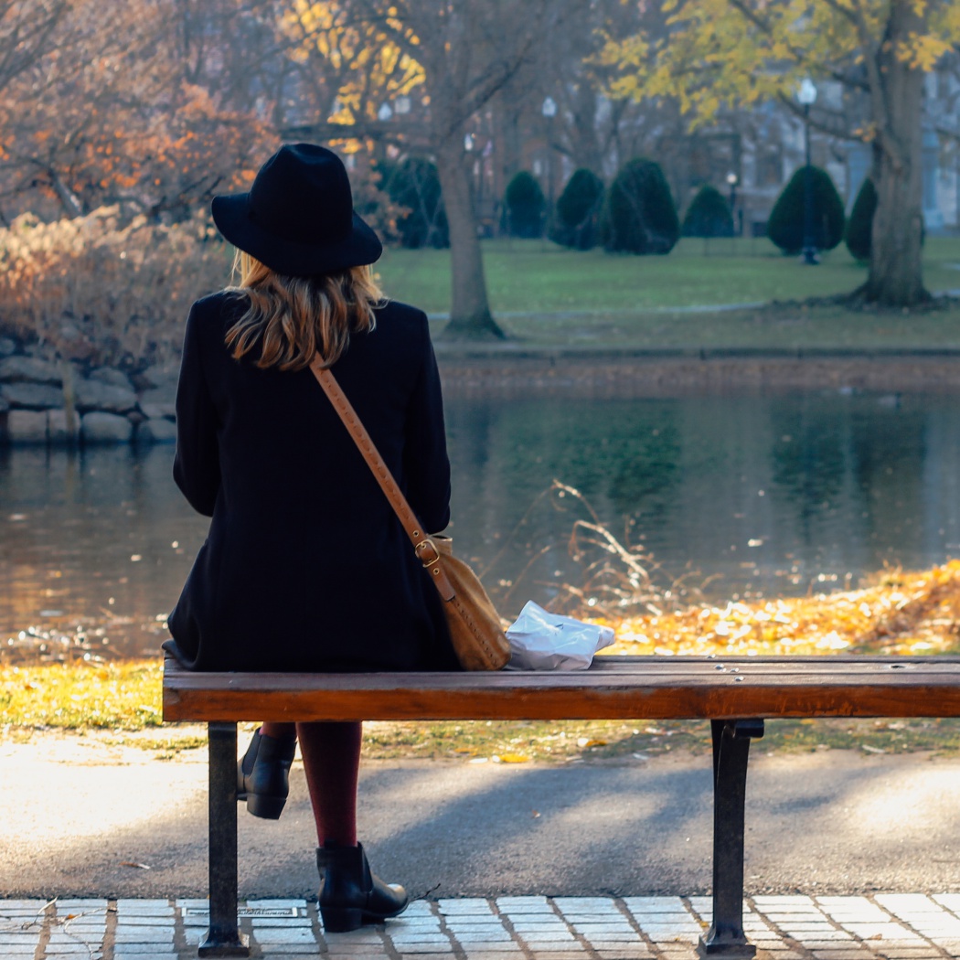 4 najmodniejsze czapki na jesień