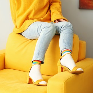 Skarpety i sandały – modowa rewolucja, czyli gdy obciach staje się trendem. Jak je nosić? - zdjęcie produktu