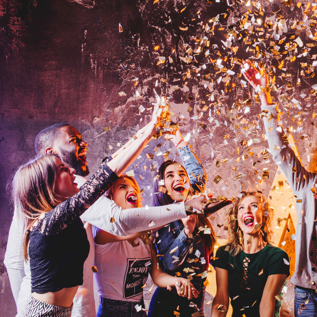 Ubierz się na studniówkę podczas wyprzedaży! 