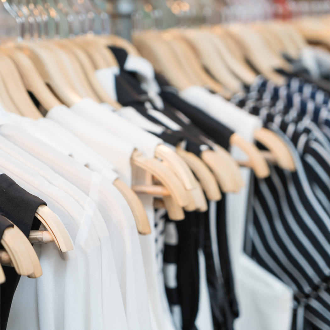 Modne ubrania, które odejmą ci lat! 