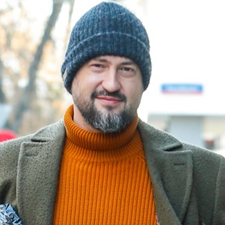 W takich swetrach chodzą modni faceci. Tomek Wolny i Marcin Prokop lansują nowy trend 
