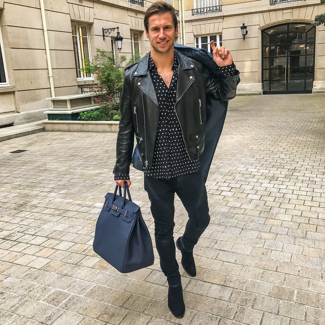 Wystylizowani piłkarze na zgrupowaniu w Warszawie