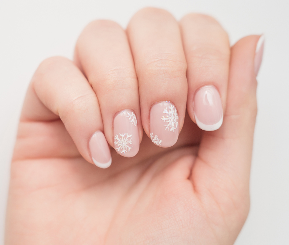 Świąteczny french manicure